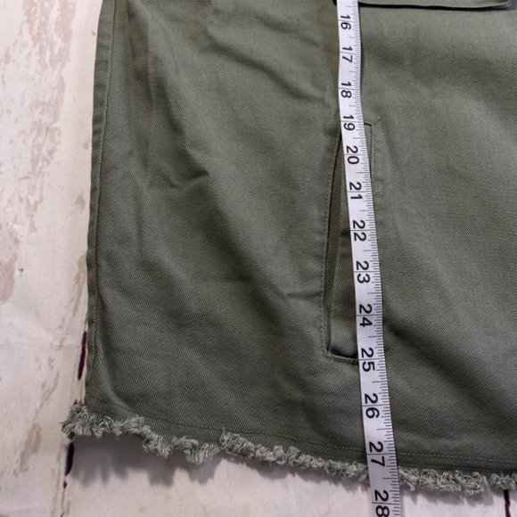 Levi's Trendy Plus Size Cropped Cotton Utility Jacket Army Green Size 3X NWT - Picture 12 of 12